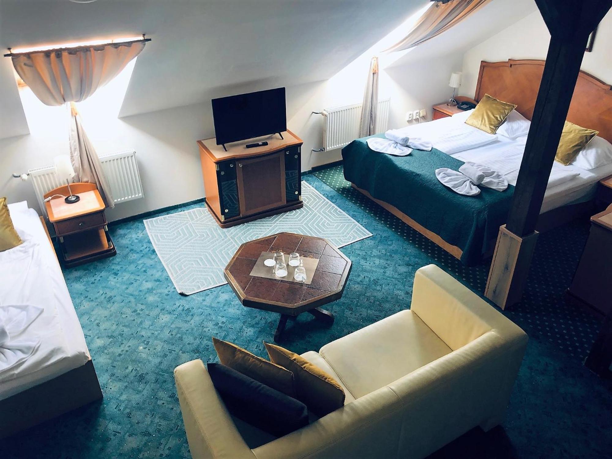Otel Geo